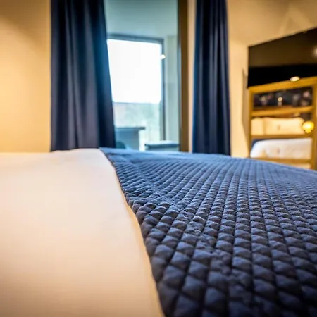 The Ebor @ Ryedale House Apartment *