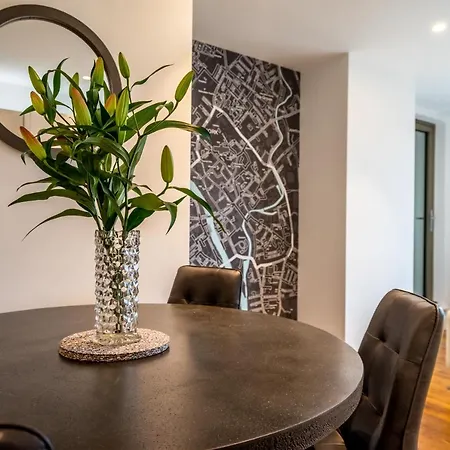 The Ebor @ Ryedale House Апартаменты