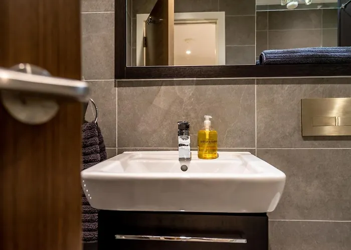 The Ebor @ Ryedale House York